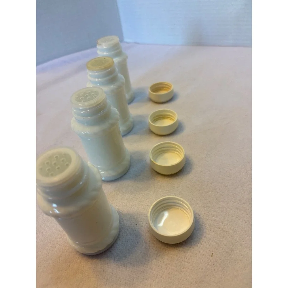 Milk Glass Spice Jars White Shakers Made in Japan 4 Inch‎ Vintage